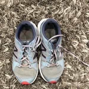 New balance tennis’s shoes
